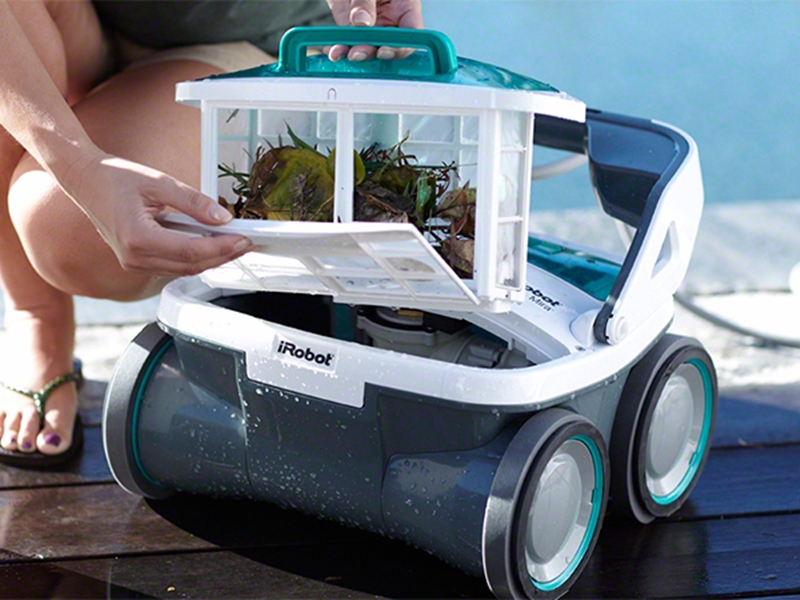 منظّف المسابح الآلي المذهل iRobot Mirra 530